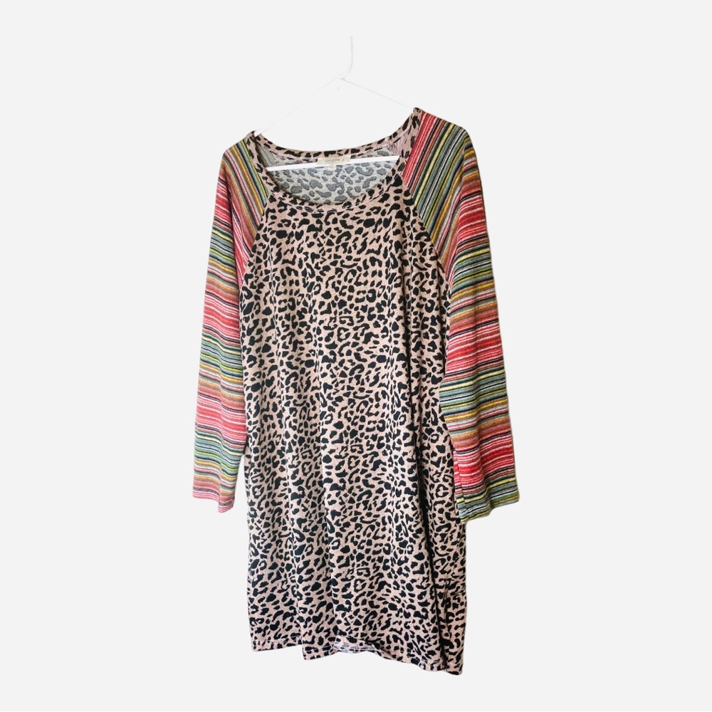 Umgee multi Medium Tunic Top Anti mail‎ Print/Stripes Size 1X